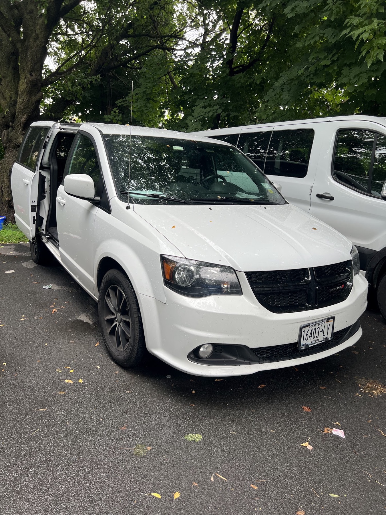 U-Connect Sedan